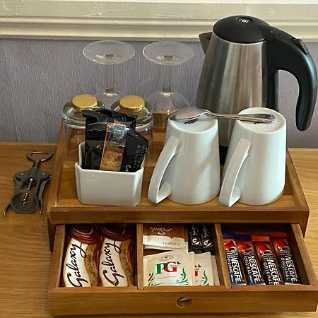 Sunny Bank Guest House Tenby Δωμάτιο φωτογραφία